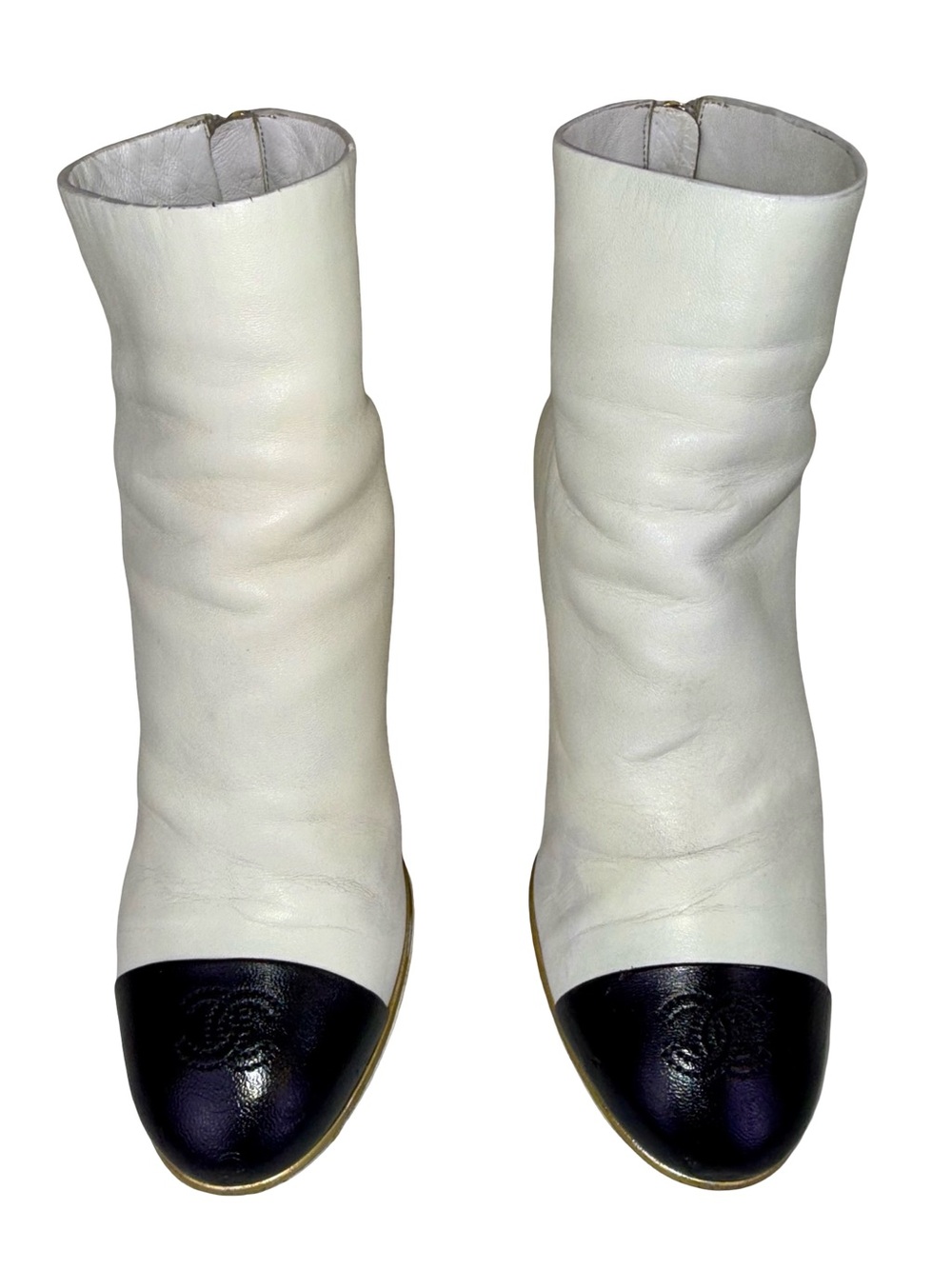 CHANEL WHITE LAMBSKIN ANKLE BOOTS WITH BLACK CAP TOES - Picture 6 of 15